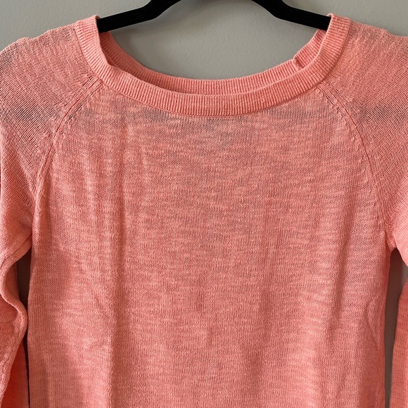 Size XS GAP Coral sweater - Picture 2 of 5